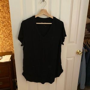 Latched mama T-shirt size XL